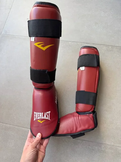 Защита голени Everlast M - Куклы и аксессуары в Саратов