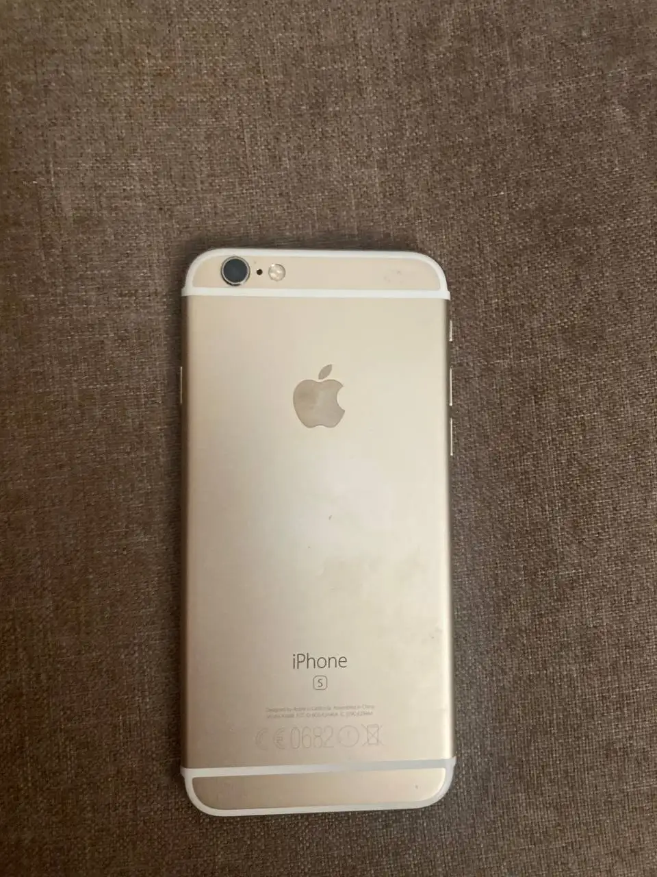 iPhone 6s 64GB - Смартфоны и гаджеты (Электроника) в Саратов