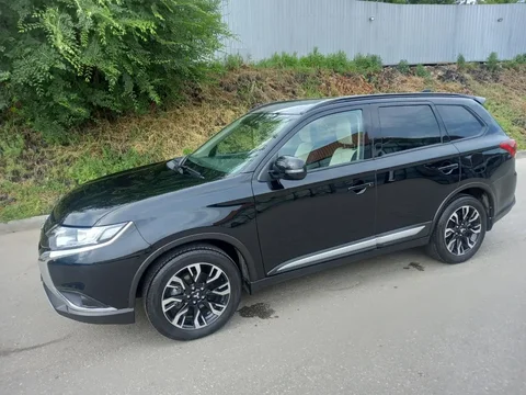 Toyota RAV4 2022 2.0 AWD - частное объявление в Саратов