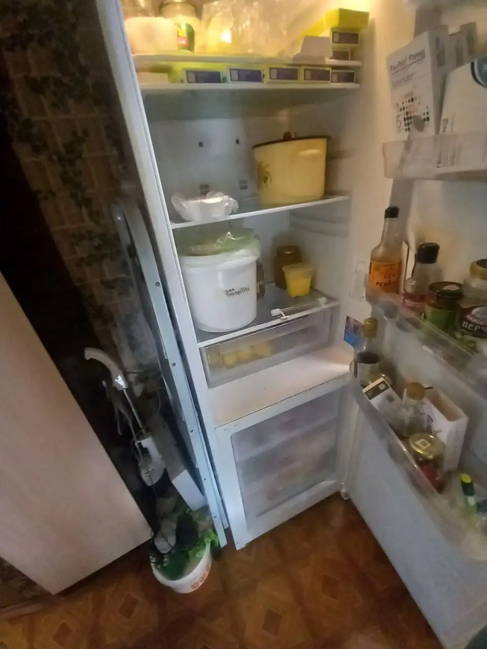 Холодильник Indesit BIA 181 NF - Холодильники (Для дома и дачи) в Саратов