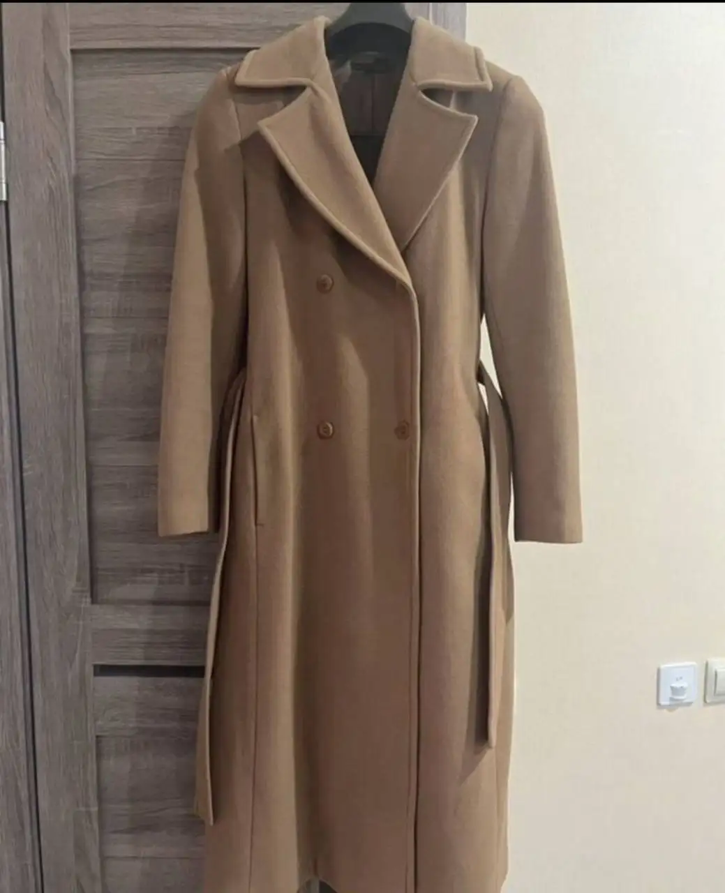 Пальто Zara - Верхняя одежда (Одежда) в Саратов