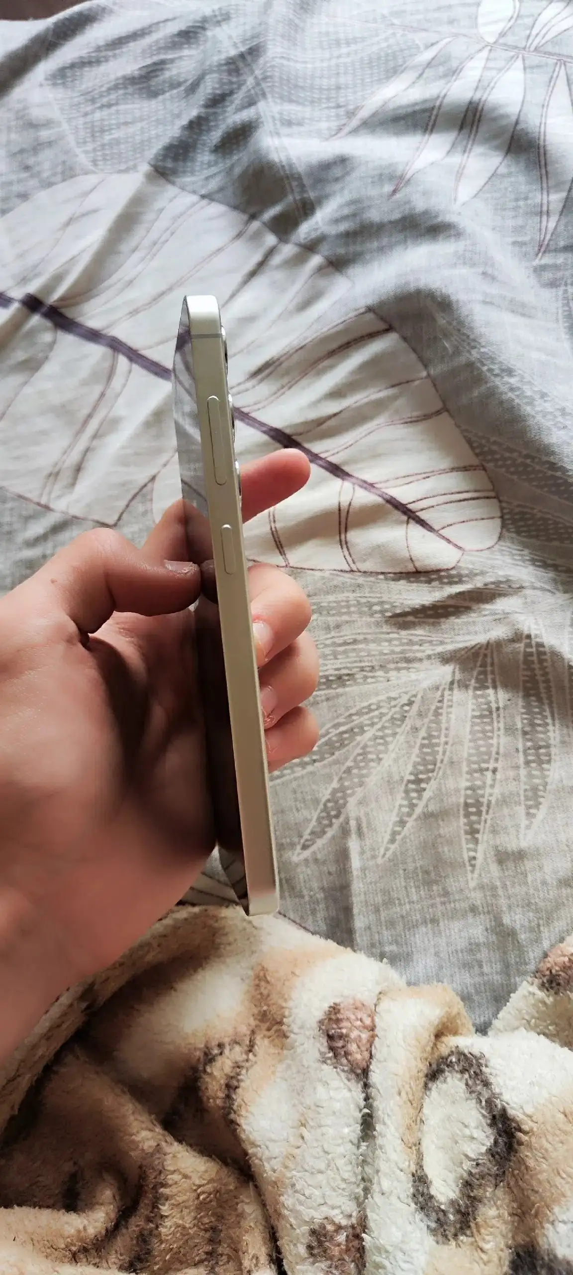 Обмен Samsung Galaxy S24 8/128 на что-нибудь интересное - Смартфоны и телефоны (Электроника) в Саратов