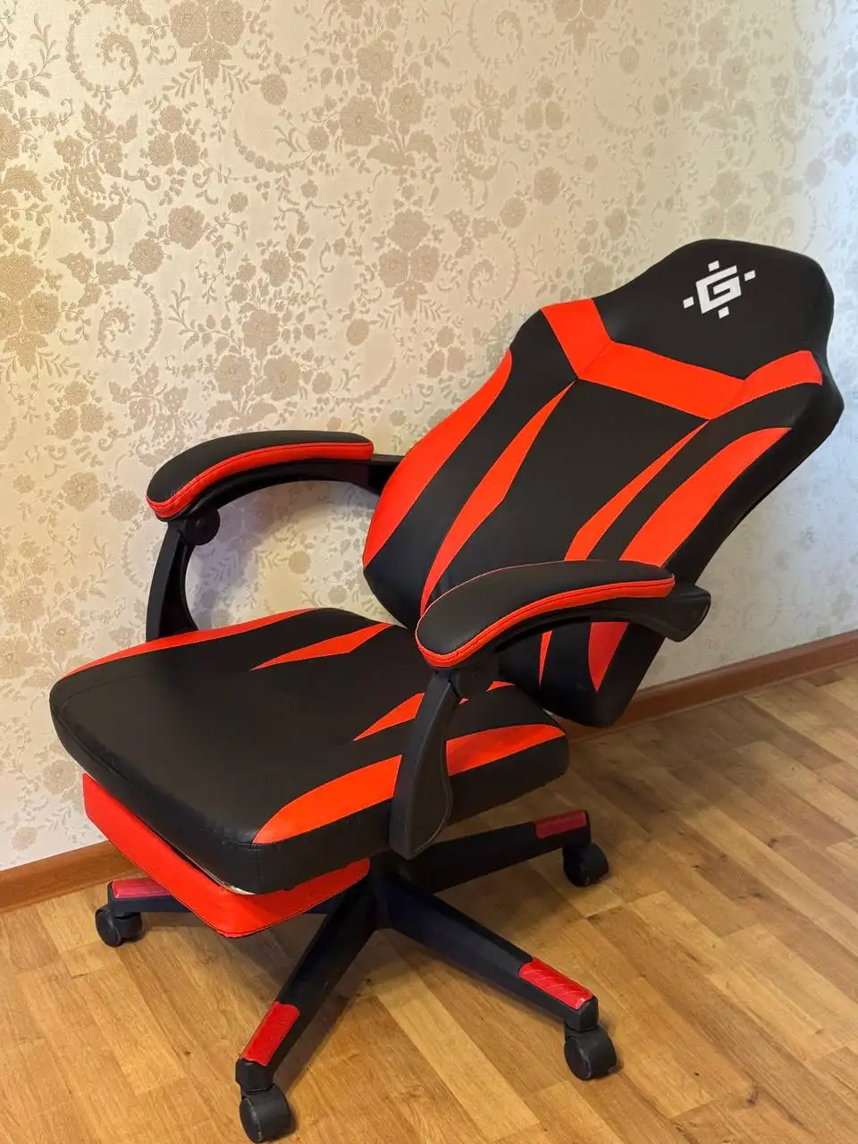 Игровое кресло 5000р - Барахолка в Юбилейный