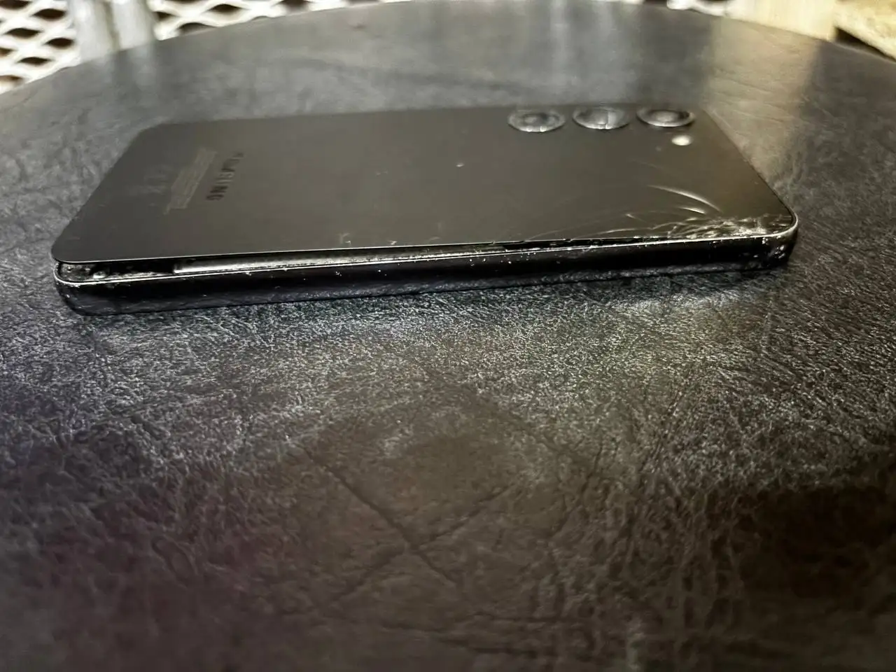 Продам Samsung S23 8/128 - Смартфоны (Электроника) в Саратов
