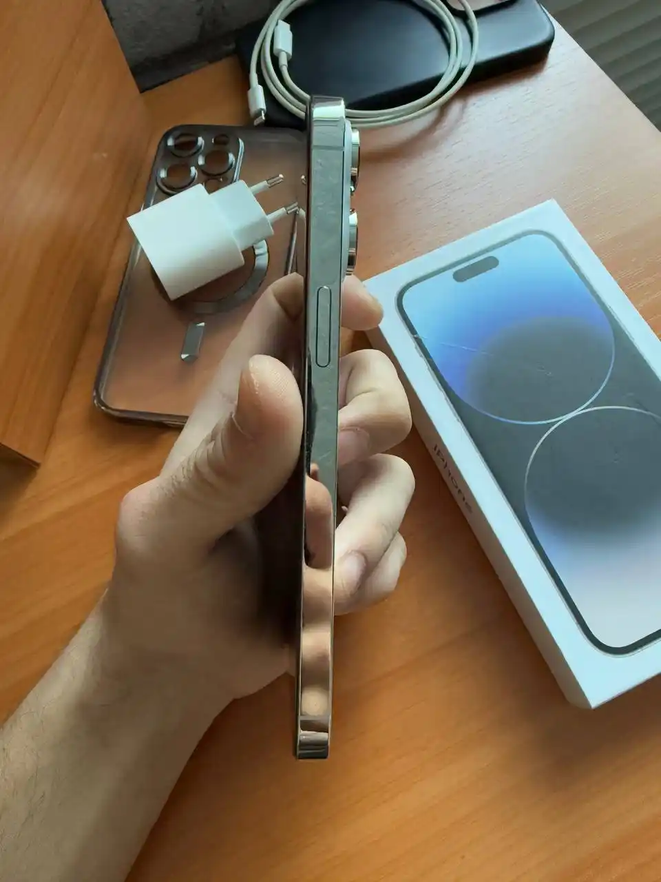 Продам IPhone 14 Pro Max 128Gb Silver