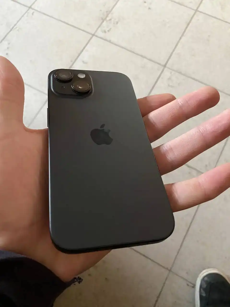 Продам iPhone 15
