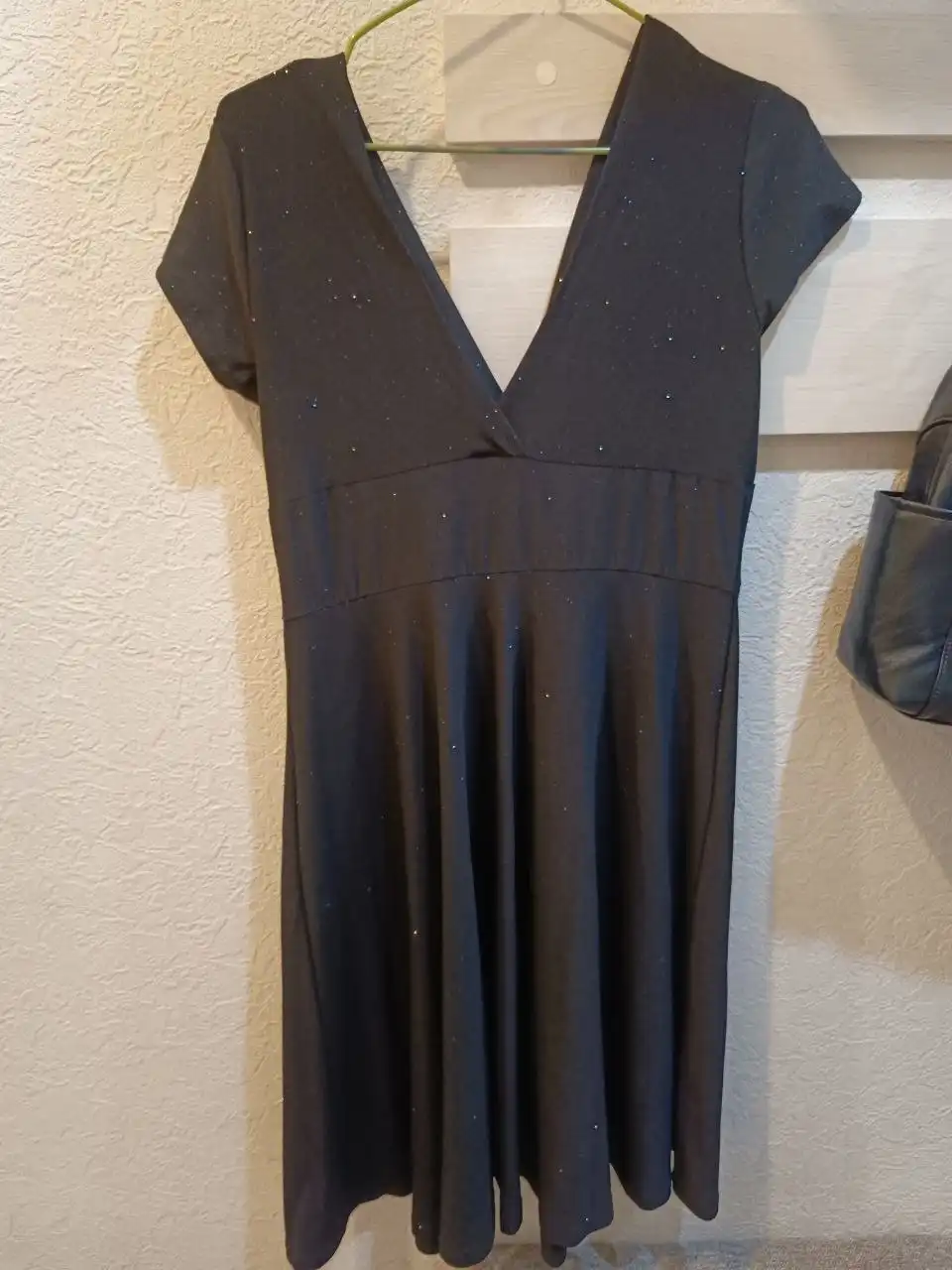 Платье коктейльное с блеском