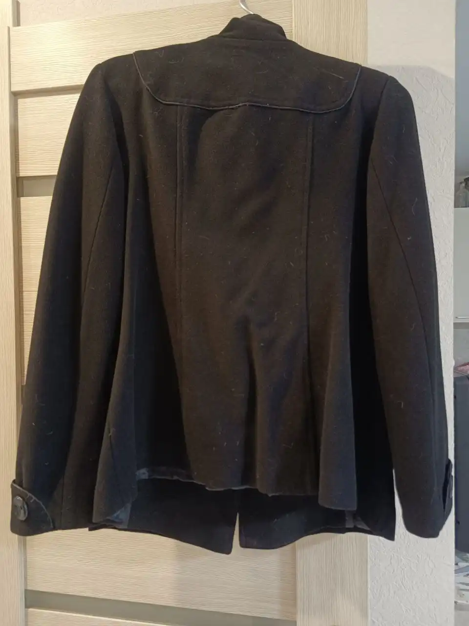 Жакет (пальто) черный с воротником стойка, короткий, размер 48