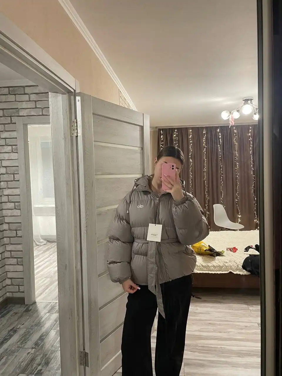 Куртка Alo XL (маломерит, подойдет M/L)