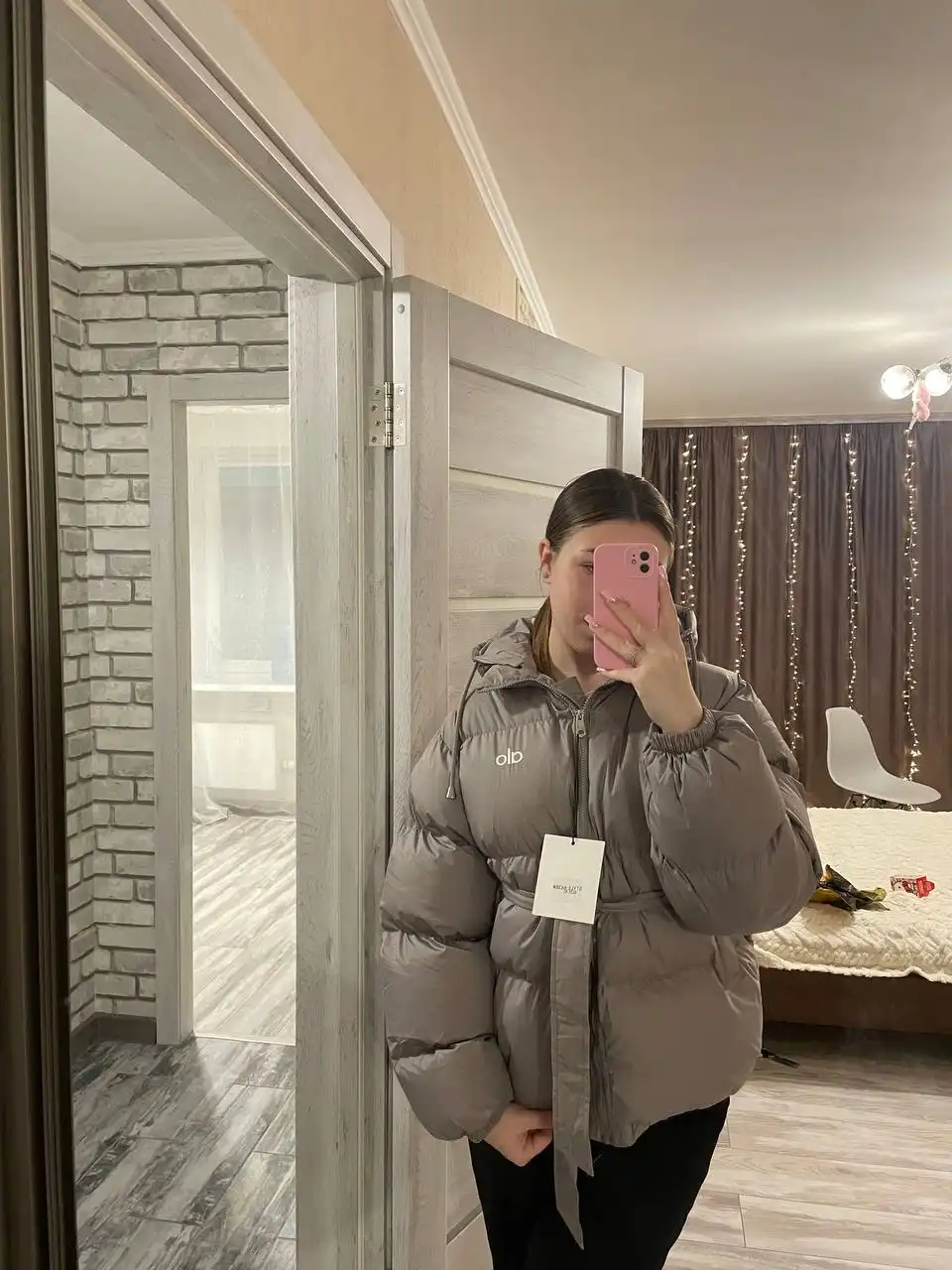 Куртка Alo XL (маломерит, подойдет M/L)