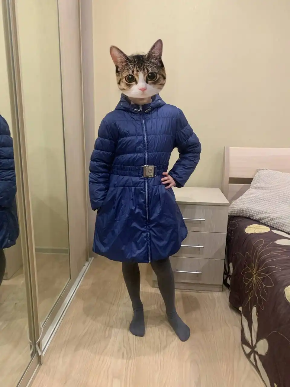 Продаю зимний детский пуховик Батик размер 140