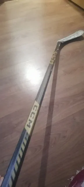 Продажа клюшки ССМ правого хвата - Хобби и отдых в Тюмень