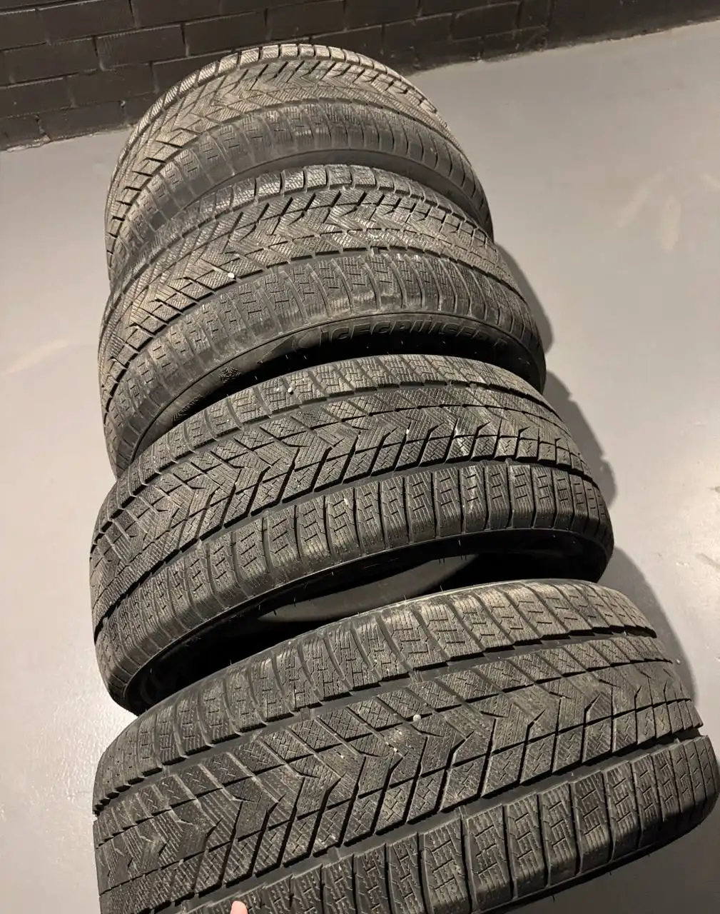 Комплект шин ROCKBLADE RADIAL TUBELESS 315/40 R21 и 275/45 R21