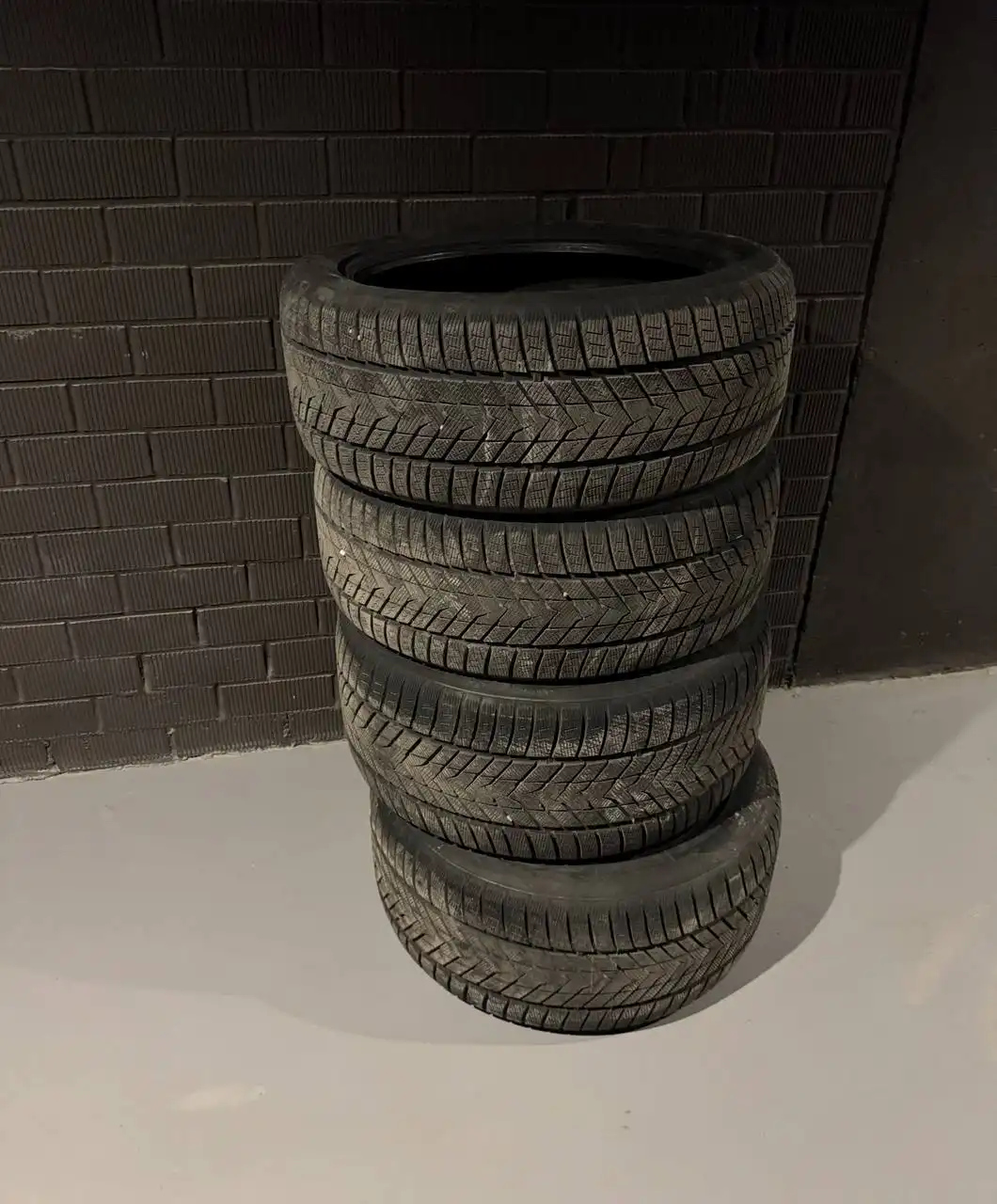 Комплект шин ROCKBLADE RADIAL TUBELESS 315/40 R21 и 275/45 R21
