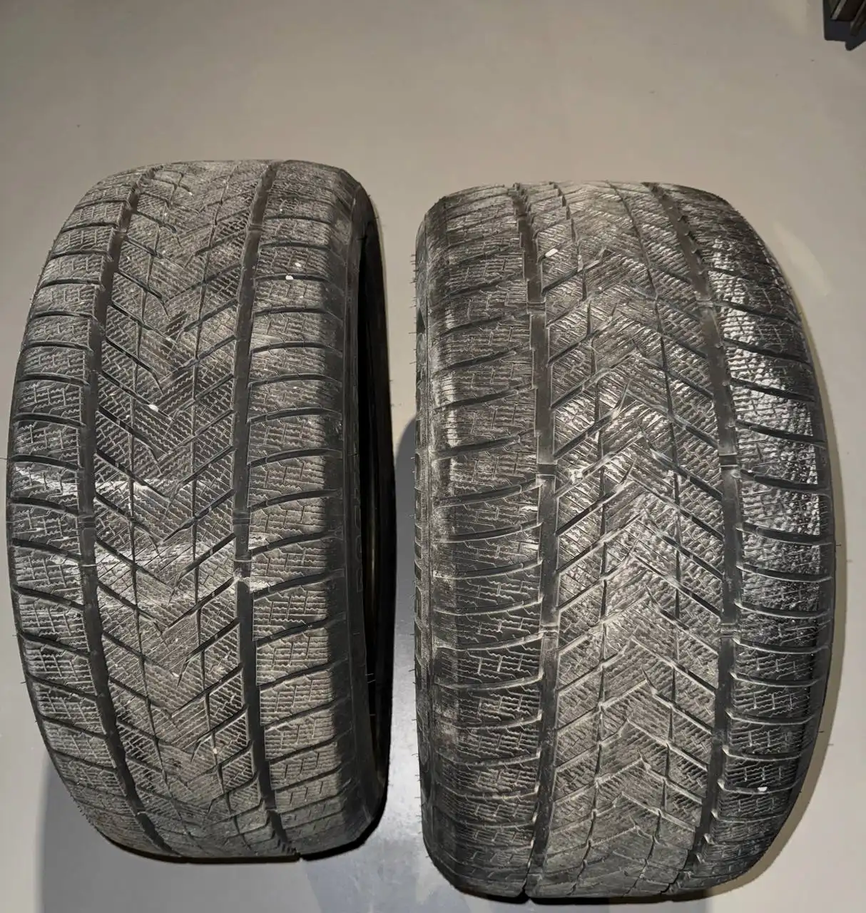 Комплект шин ROCKBLADE RADIAL TUBELESS 315/40 R21 и 275/45 R21