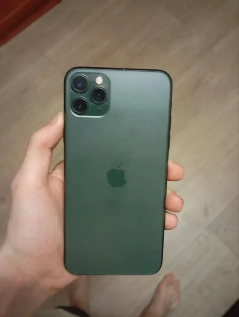 Продам iPhone 11 Pro Max с неисправностями - частное объявление в Тюмень
