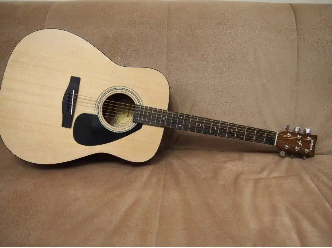 Продам акустическую гитару Yamaha f310