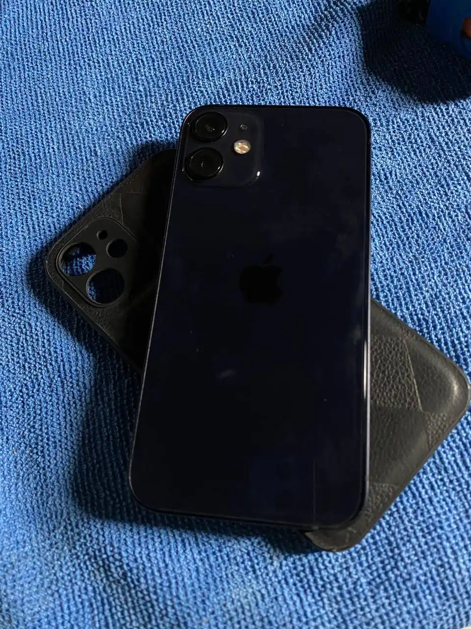 Продам iPhone 12 mini 128гб