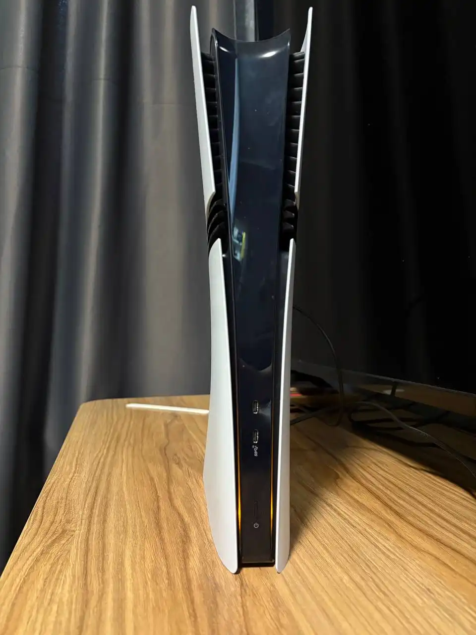 Продается Sony PlayStation 5 Pro