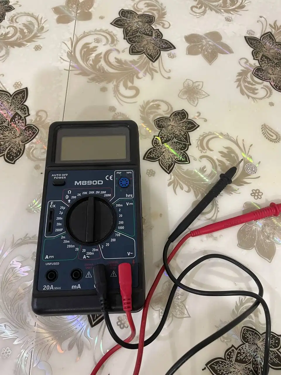 Мультиметр M890D