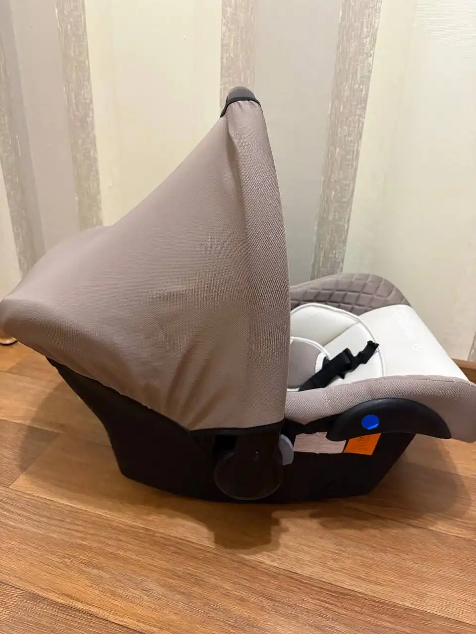 Продам кровать-манеж и автолюльку в Тюмени