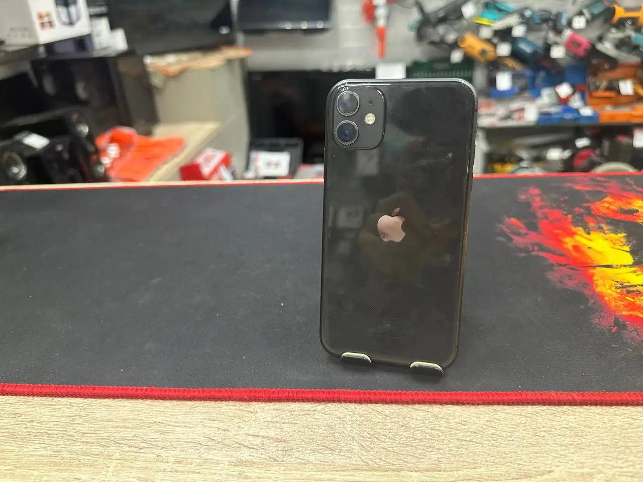 iPhone 11 64GB в продаже