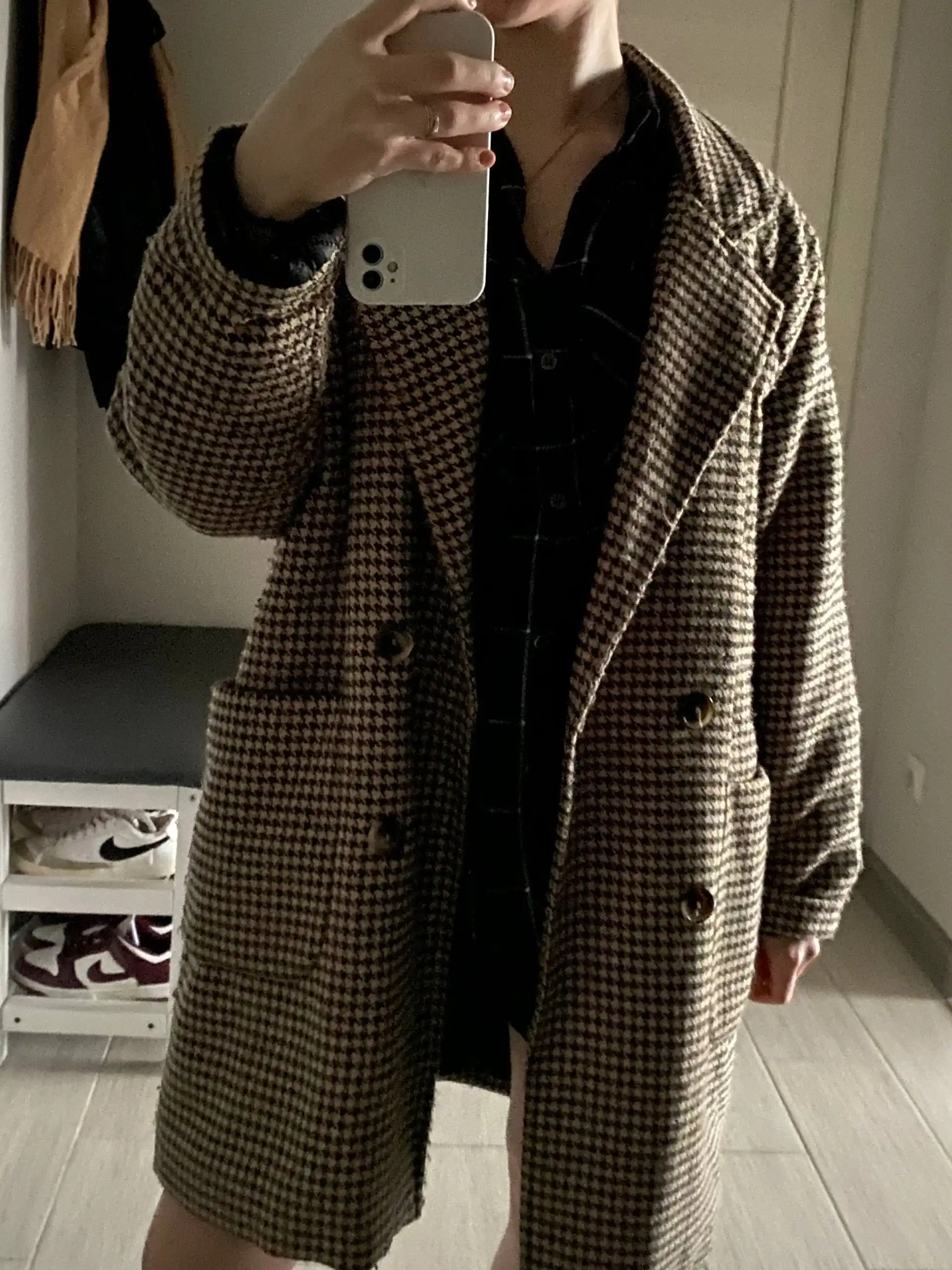 Продам дубленку, зимнюю куртку и пальто размеры 42-44 - Верхняя одежда (Одежда) в Тюмень