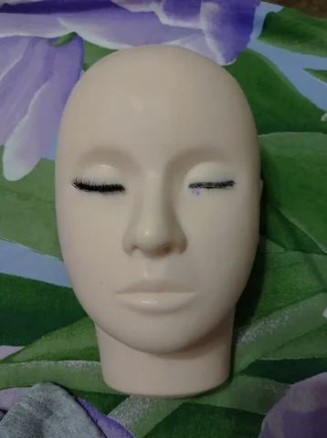 Маникен для наращивания ресниц - Услуги красоты в Тюмень