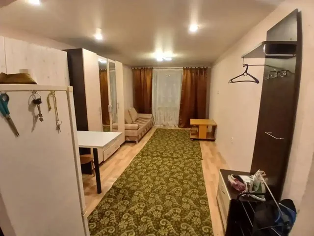 Сдается комната в общежитии коридорного типа 18 кв.м - Дома в Тюмень