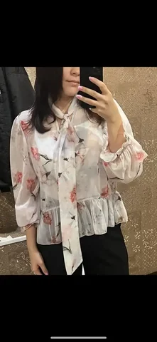 Блуза 44 размер с майкой и полом - null в Тюмень