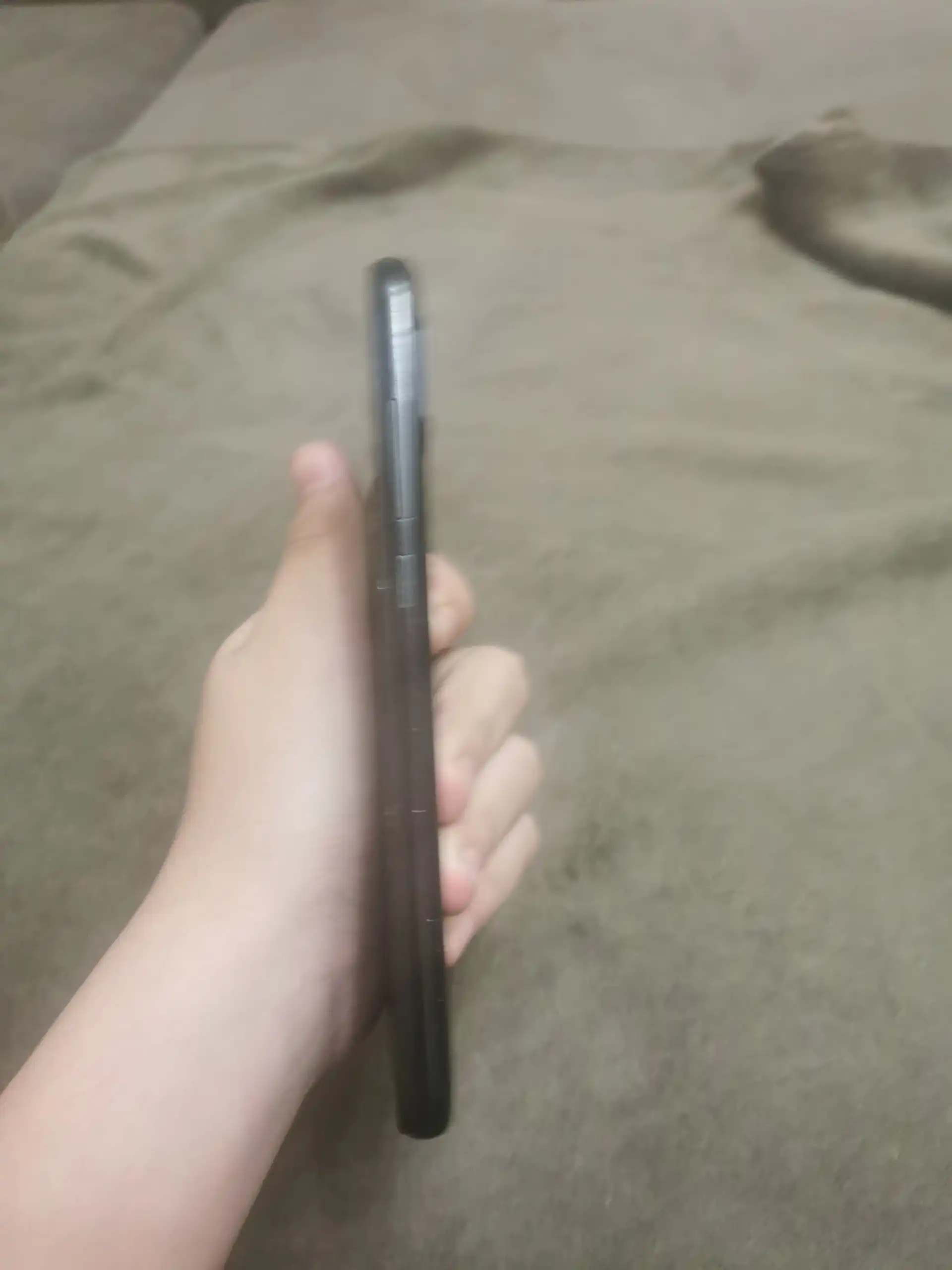 Redmi mi a2 lite с разбитым экраном - Смартфоны (Электроника) в Тюмень