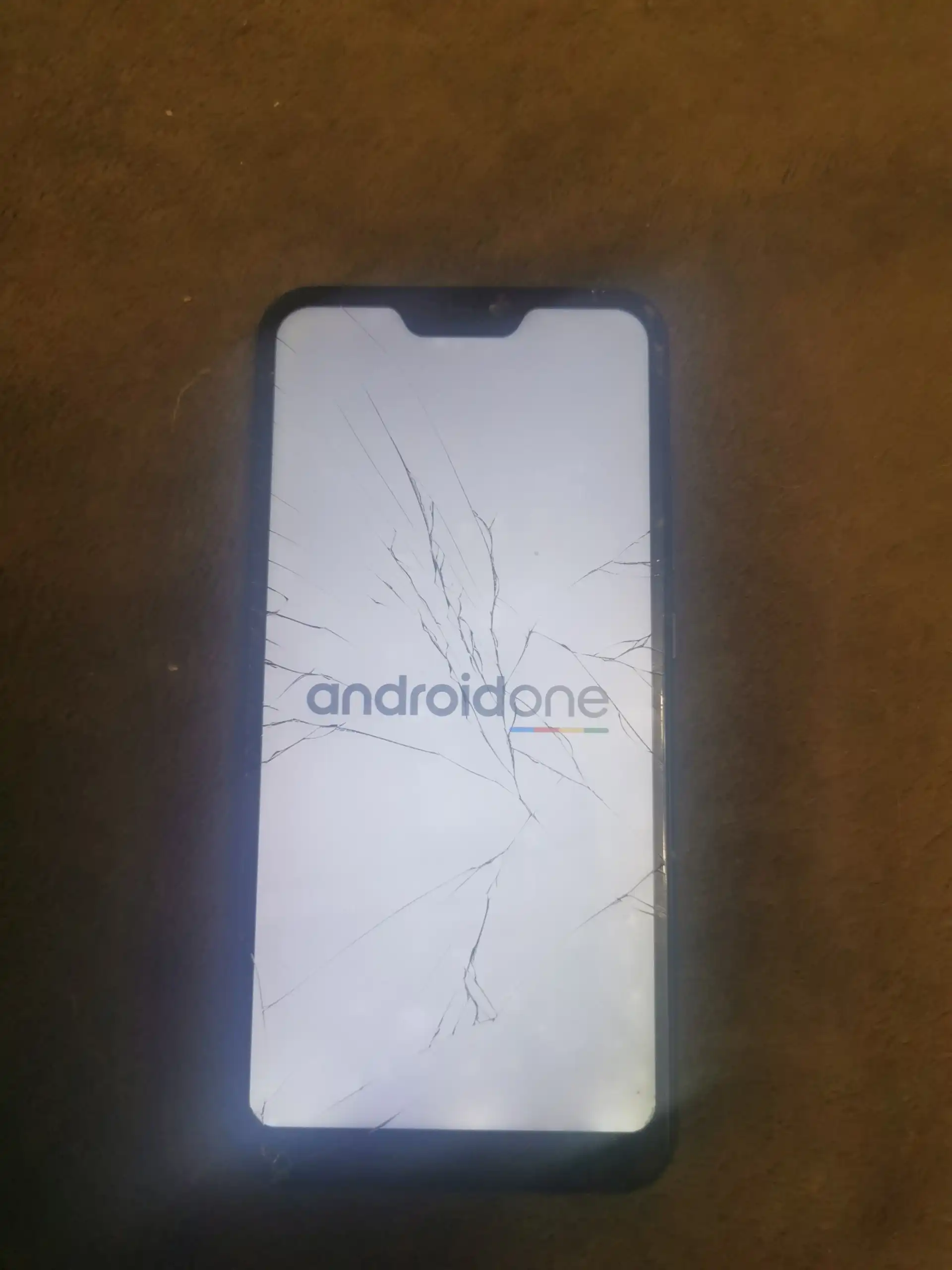 Redmi mi a2 lite с разбитым экраном - Смартфоны (Электроника) в Тюмень