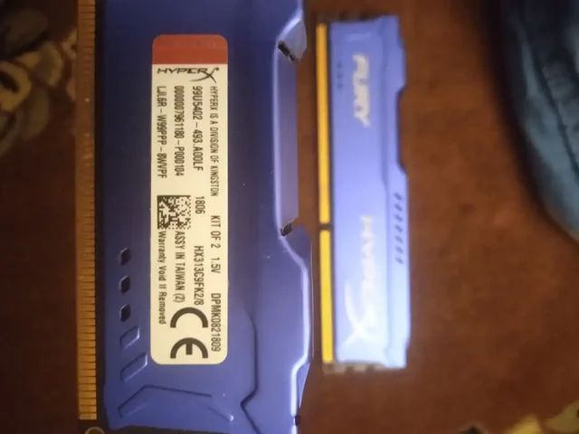 Оперативная память 2 плашки по 8 ГБ - Видеоигры в Тюмень