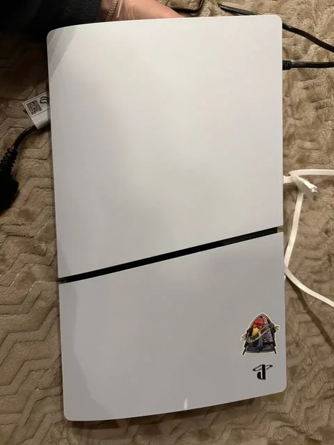 Продажа PlayStation 5 с аксессуарами - частное объявление в Тюмень