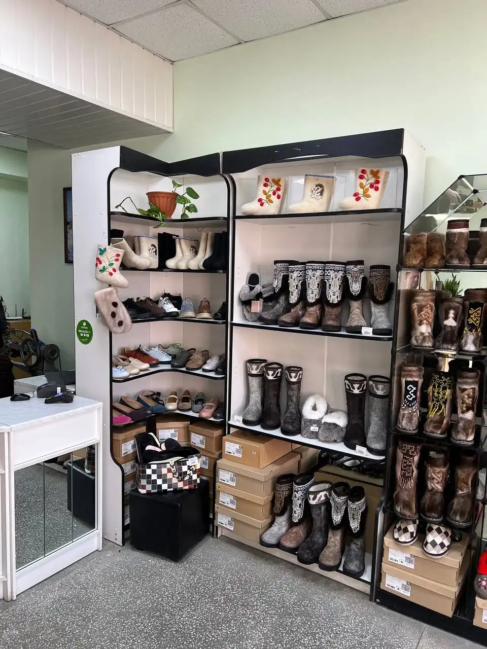 Стеллажи бесплатно - Барахолка в Тюмень