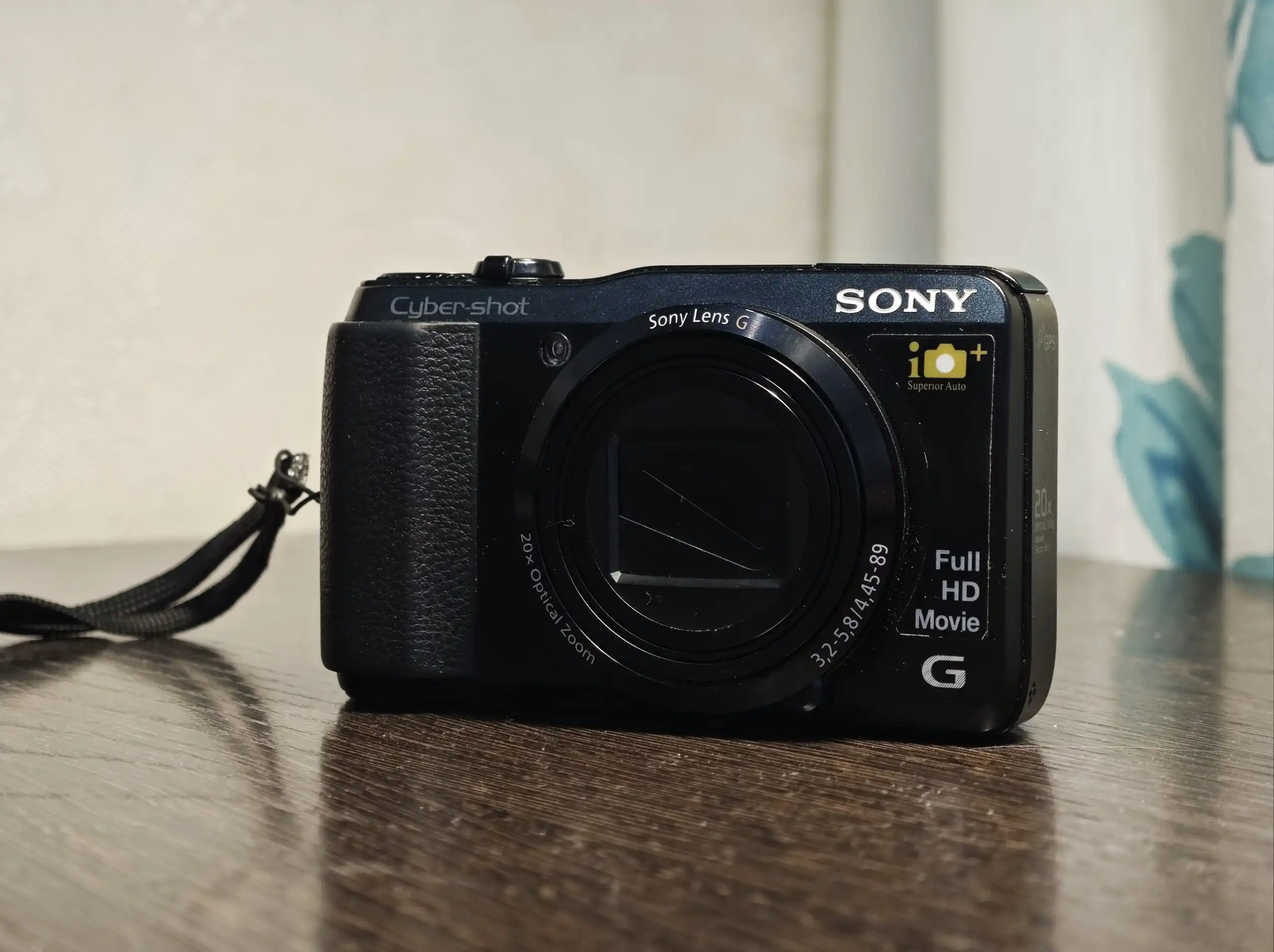 Продам камеру Sony cyber shot dsc hx20v - Электроника в Тюмень