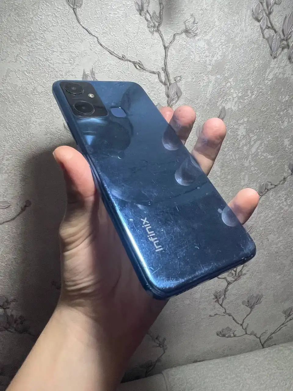 Продам два телефона Infinix smart 6 plus и Redmi 9a - Смартфоны (Электроника) в Тюмень