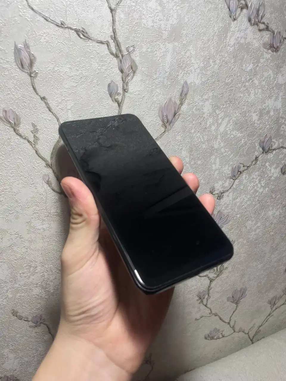 Продажа б/у смартфонов Redmi note 7, Redmi 9t, Honor 9s - Смартфоны (Электроника) в Тюмень