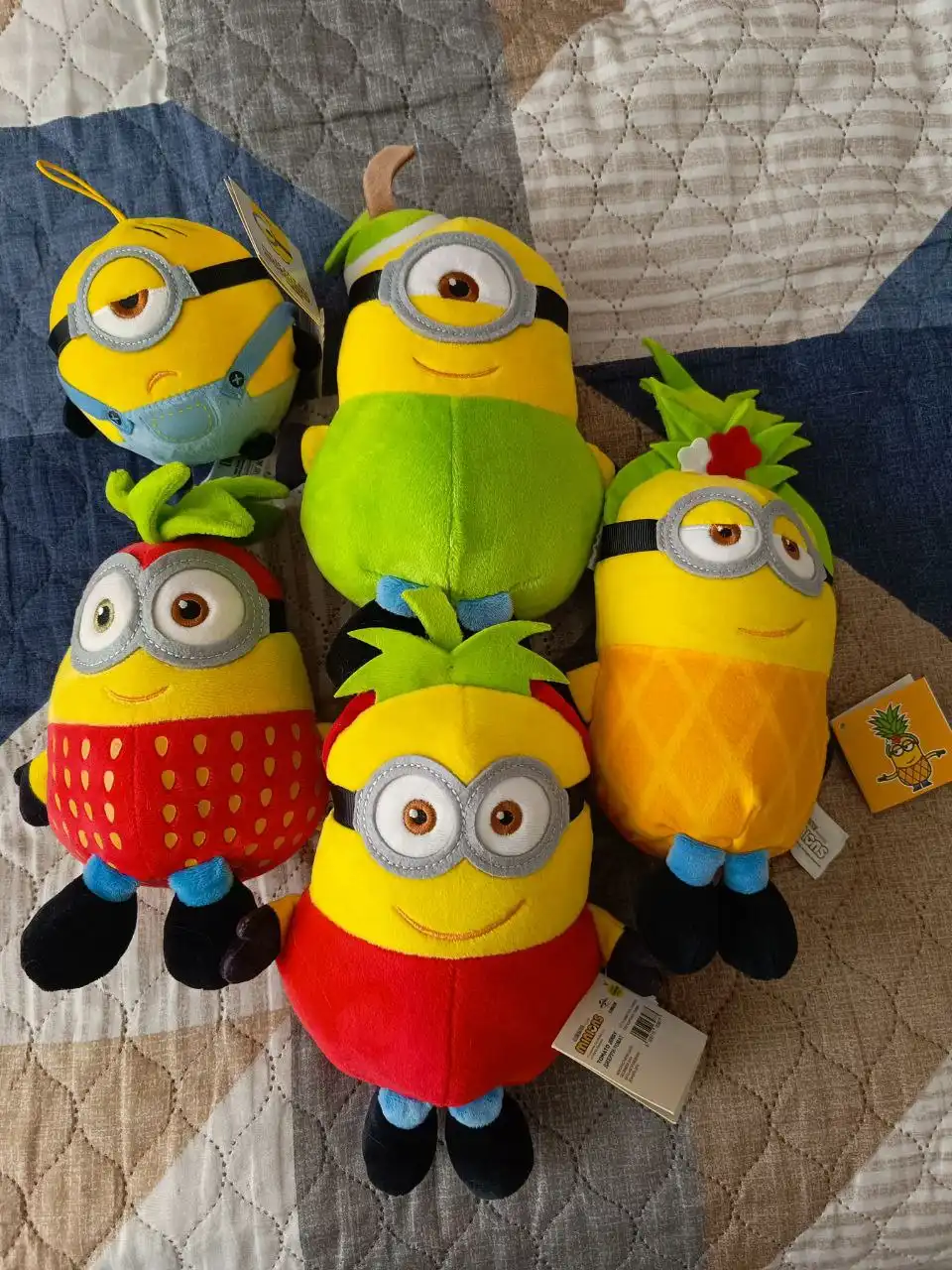 Новые миньоны из Магнита - Игрушки (Товары для детей) в Тюмень