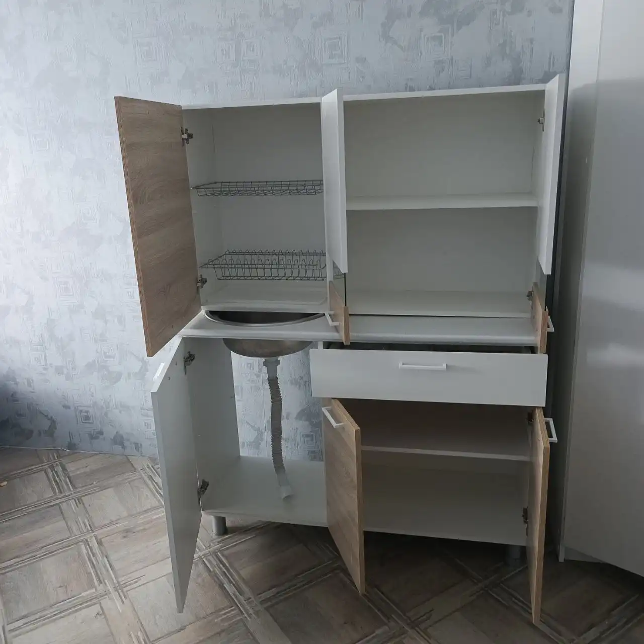 Продам б/у кухонный гарнитур - Кухня (Для дома и дачи) в Тюмень