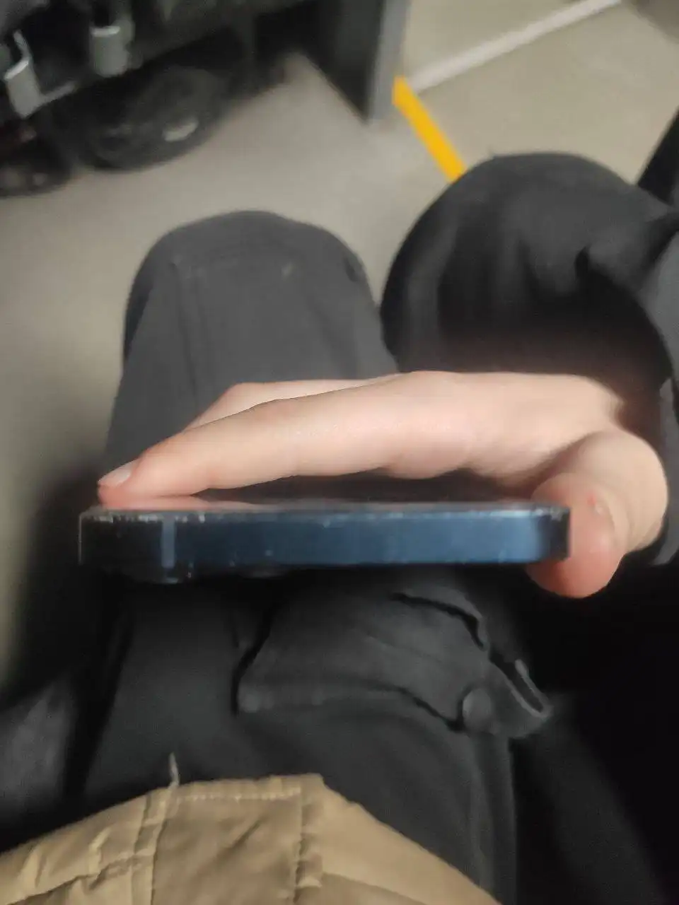 Продам iPhone 13 - Смартфоны (Электроника) в Тюмень