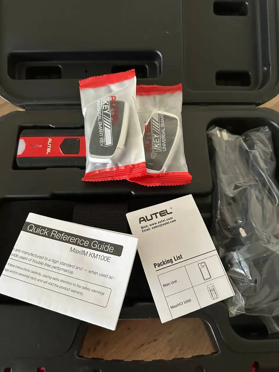 Программатор автомобильных ключей Autel MaxiIM KM100E - Автомобильные ключи и программаторы (Запчасти) в Тюмень