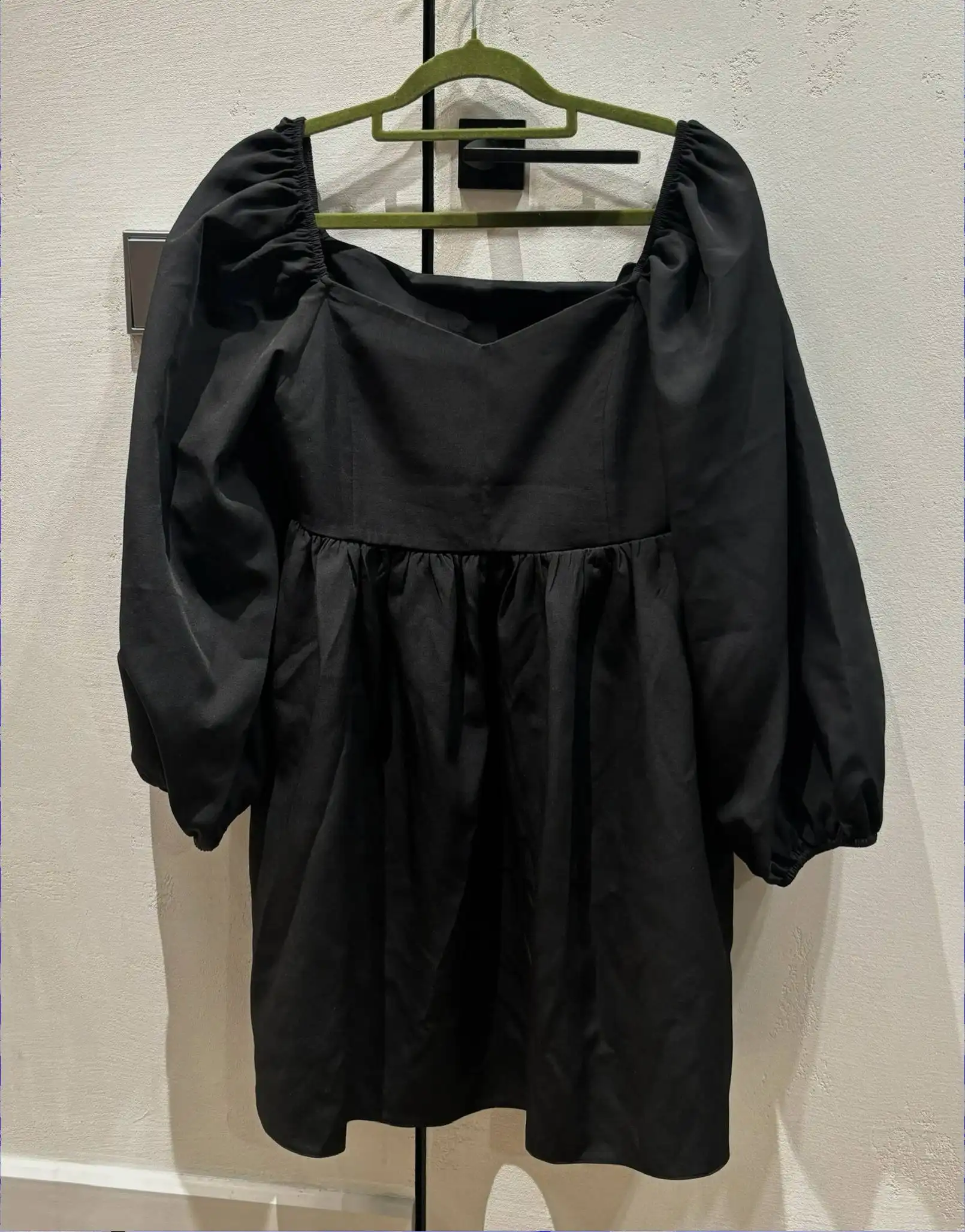 Платья и блузка в хорошем состоянии - Женская одежда (Одежда) в Тюмень