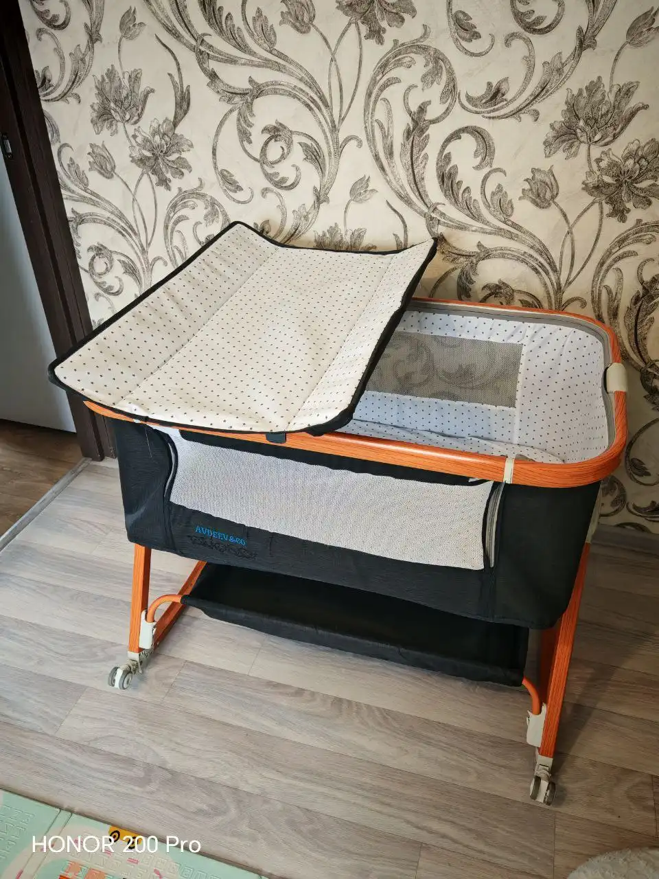 Детская кроватка с пеленальным столиком 0-3 года - Детская мебель (Товары для детей) в Тюмень