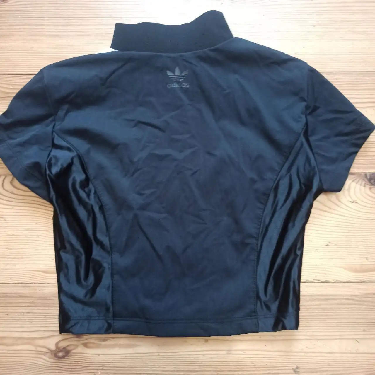 Топ Адидас S - Женская одежда (Одежда) в Тюмень