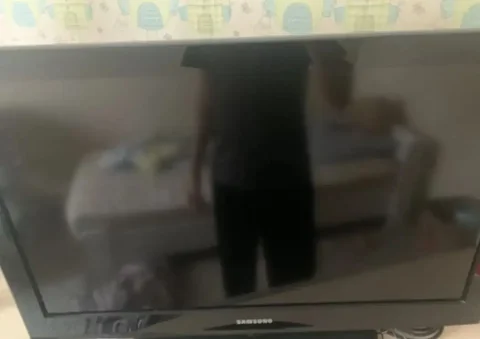 Телевизор Samsung LE32D403E2W - Мониторы в Тюмень