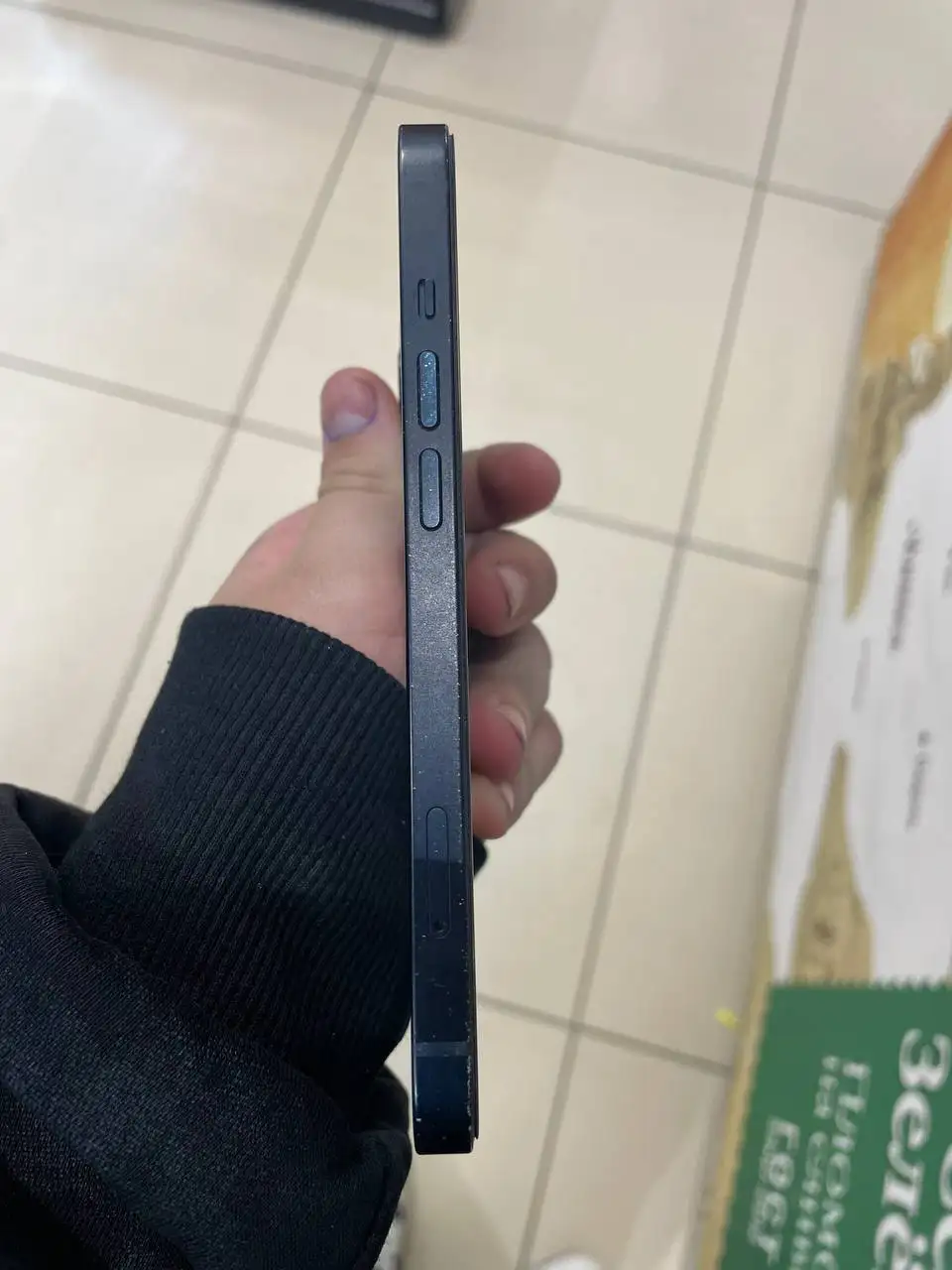 Продам iPhone 13 - телефон (Электроника) в Тюмень