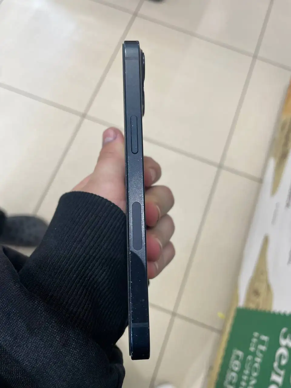 Продам iPhone 13 - телефон (Электроника) в Тюмень