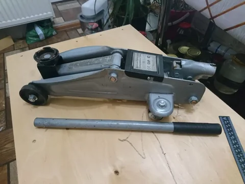 Домкрат гидравлический подкатной - Щетки стеклоочистителя в Тюмень