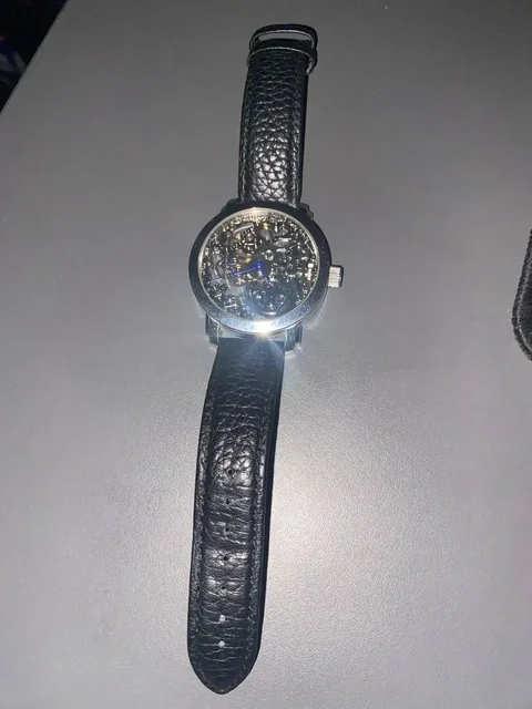 Продажа механических часов из легированной стали - Холодильники в Тюмень